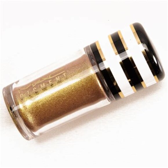 Last one! MAC OLD GOLD eye shadow NEW Pigment shimmer rare - Picture 1 of 4